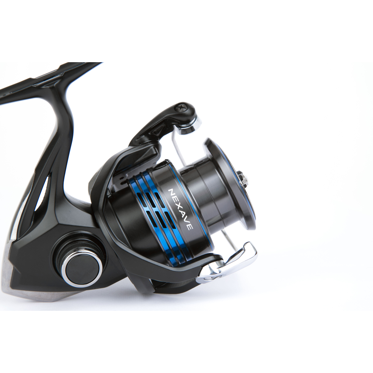 SHIMANO ROLLE NEXAVE  C3000